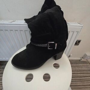 River Island Black Heeled Boots with Buckle